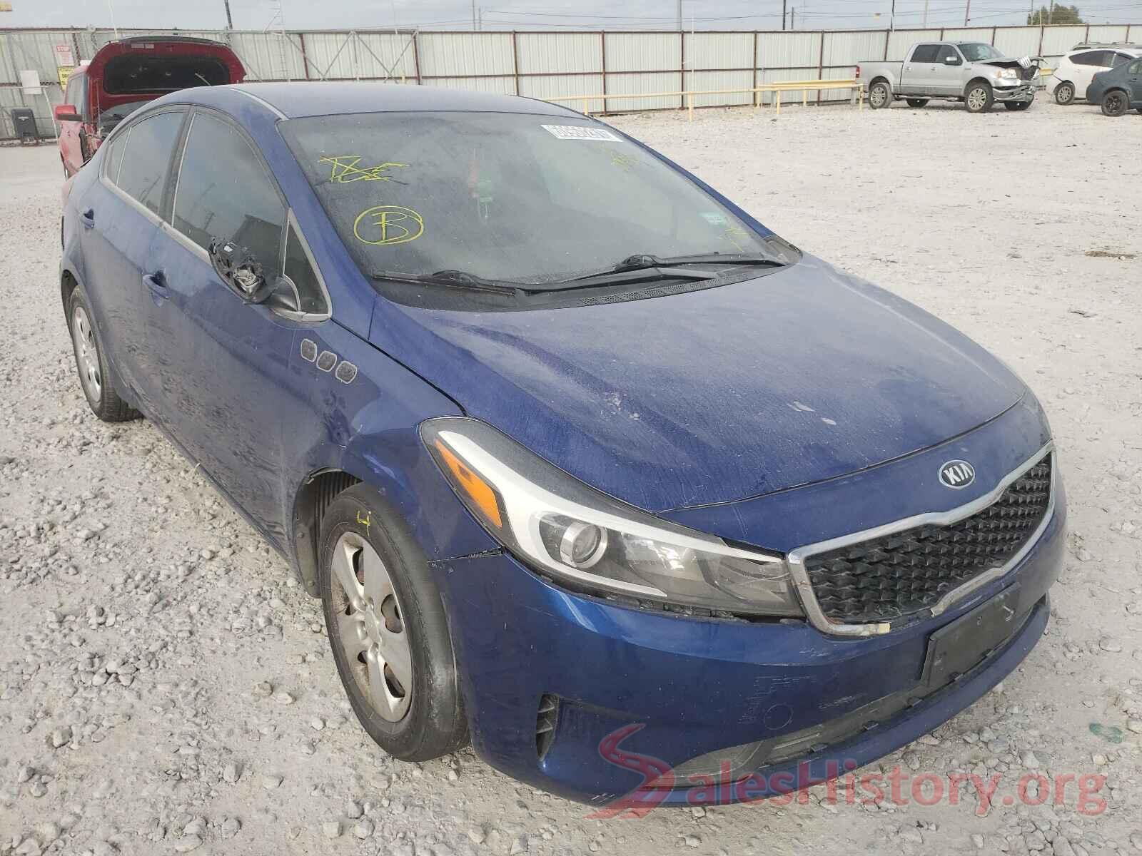 3KPFK4A78HE129484 2017 KIA FORTE