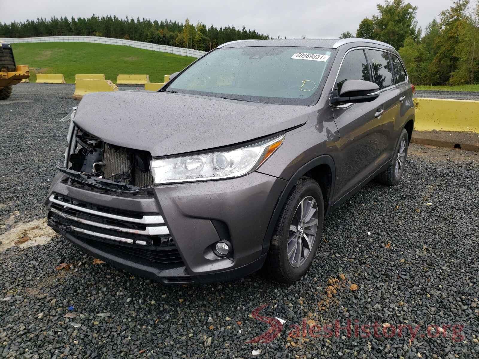 5TDKZRFH7KS304250 2019 TOYOTA HIGHLANDER