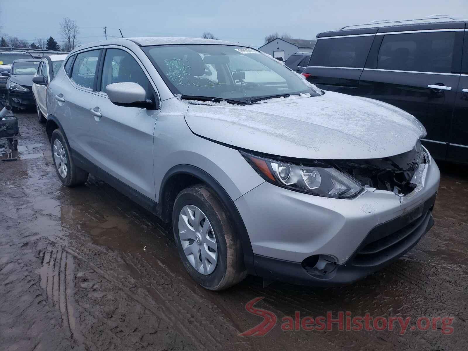 JN1BJ1CR0JW260910 2018 NISSAN ROGUE