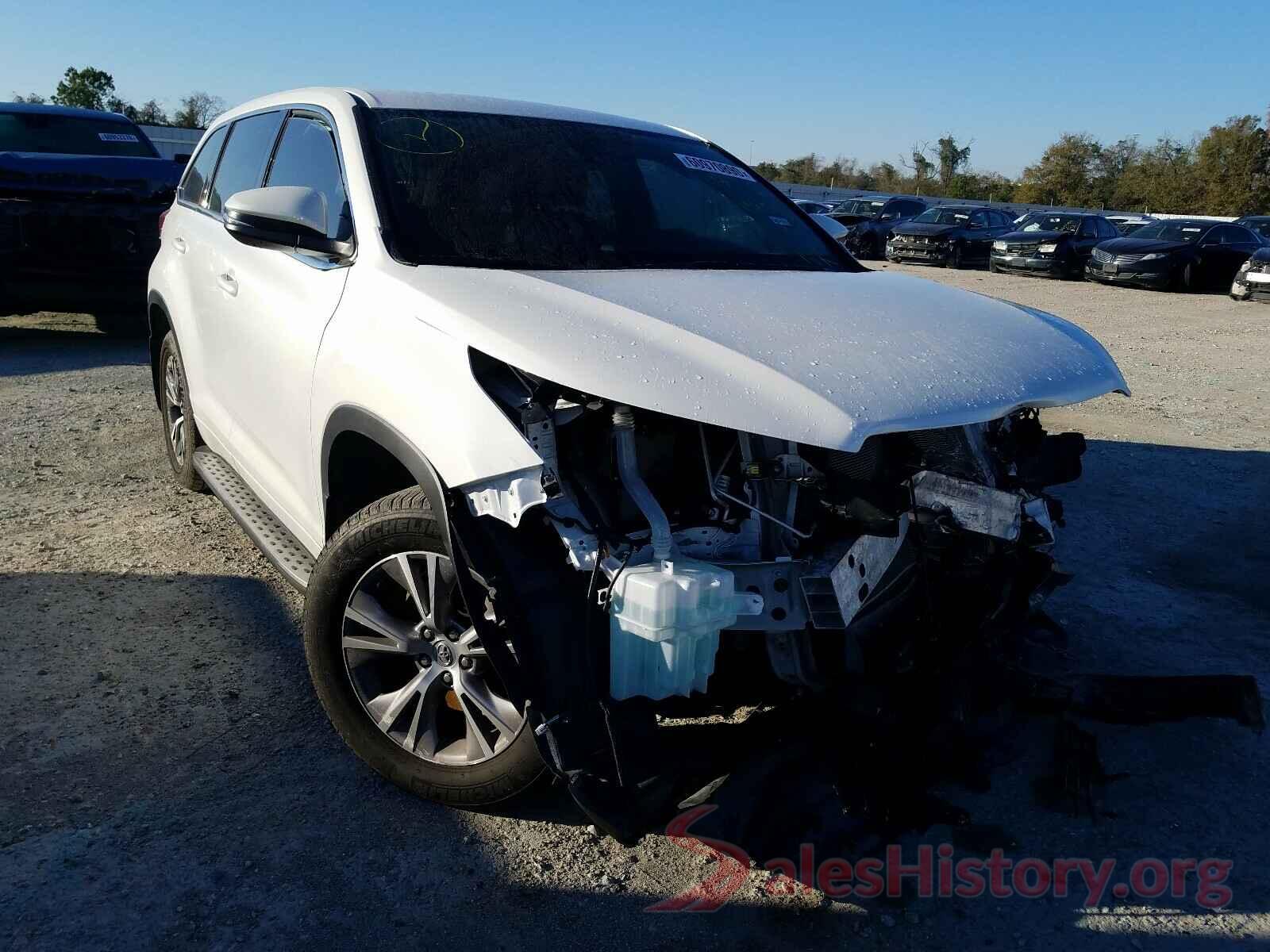 5TDZARFHXJS040820 2018 TOYOTA HIGHLANDER