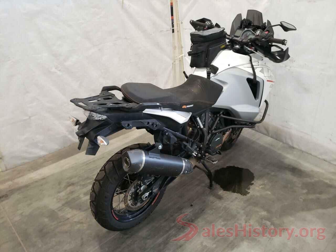 VBKV59404FM932465 2015 KTM MOTORCYCLE