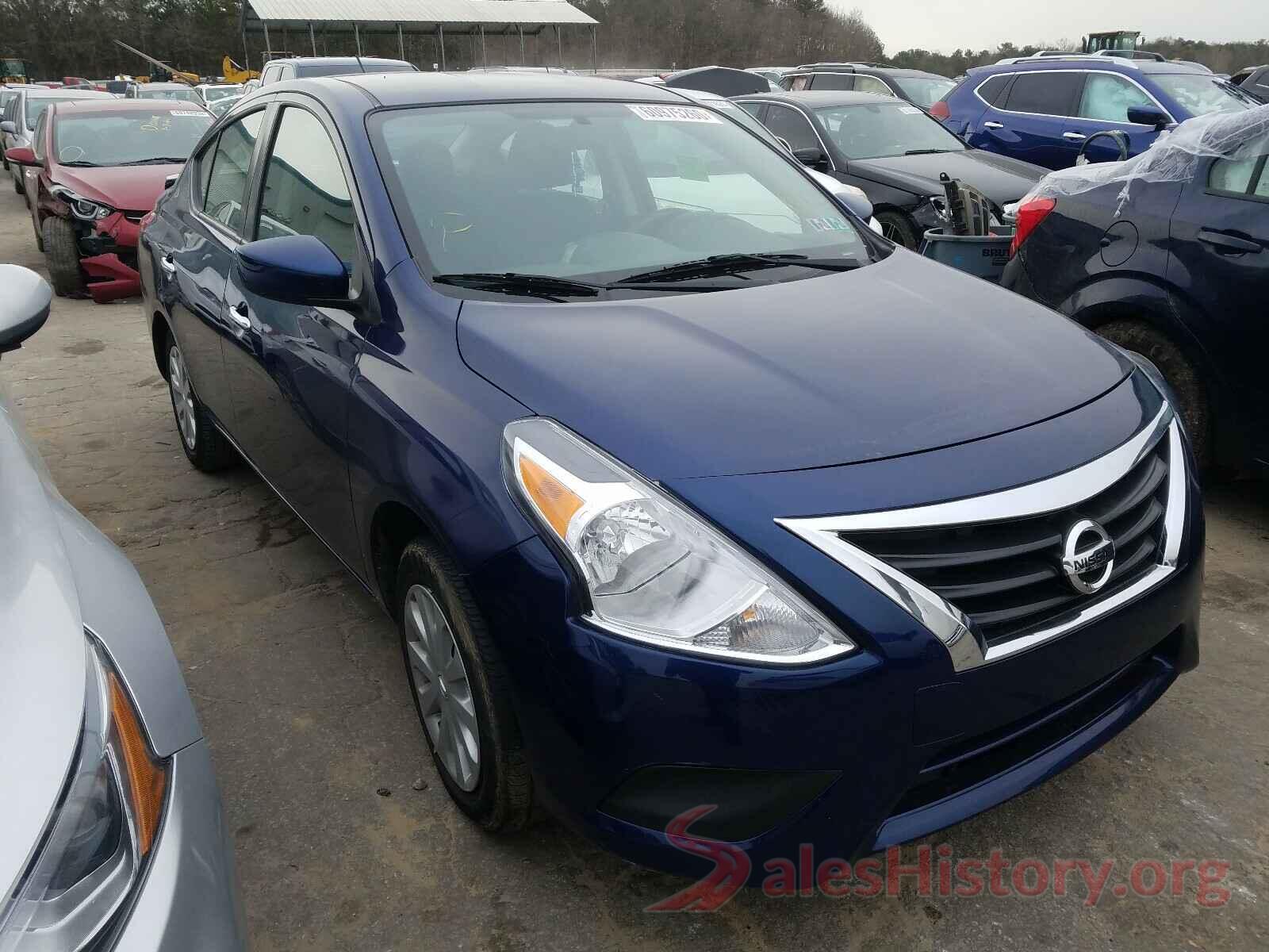 3N1CN7APXJL818393 2018 NISSAN VERSA