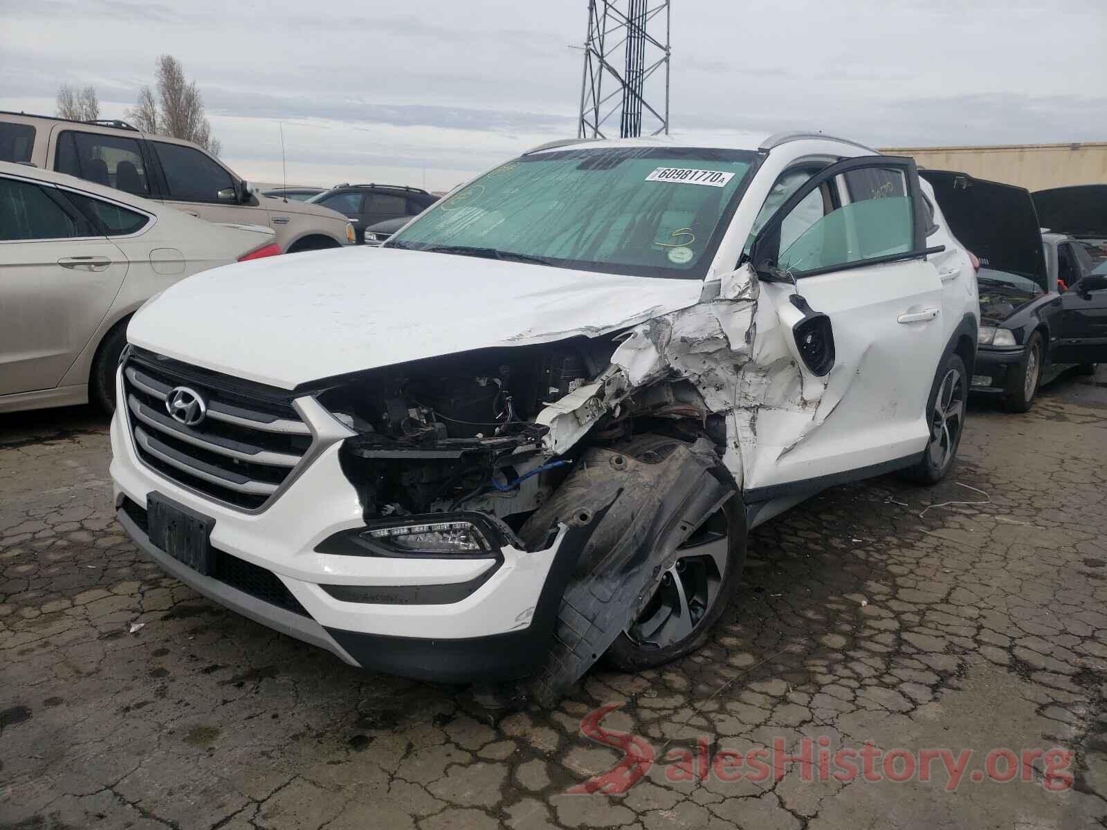 KM8J3CA23HU592166 2017 HYUNDAI TUCSON