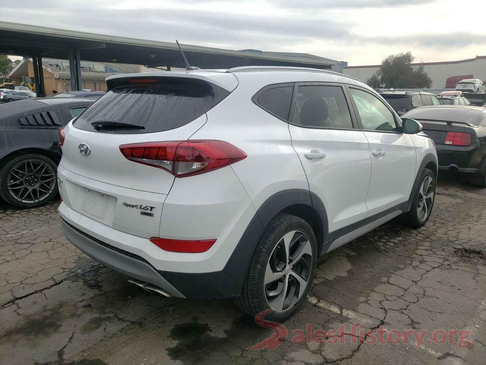 KM8J3CA23HU592166 2017 HYUNDAI TUCSON