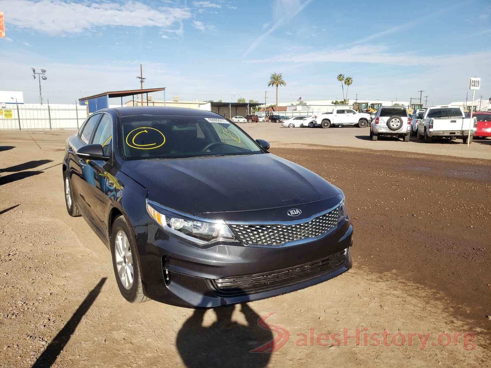 KNAGT4L38H5163719 2017 KIA OPTIMA