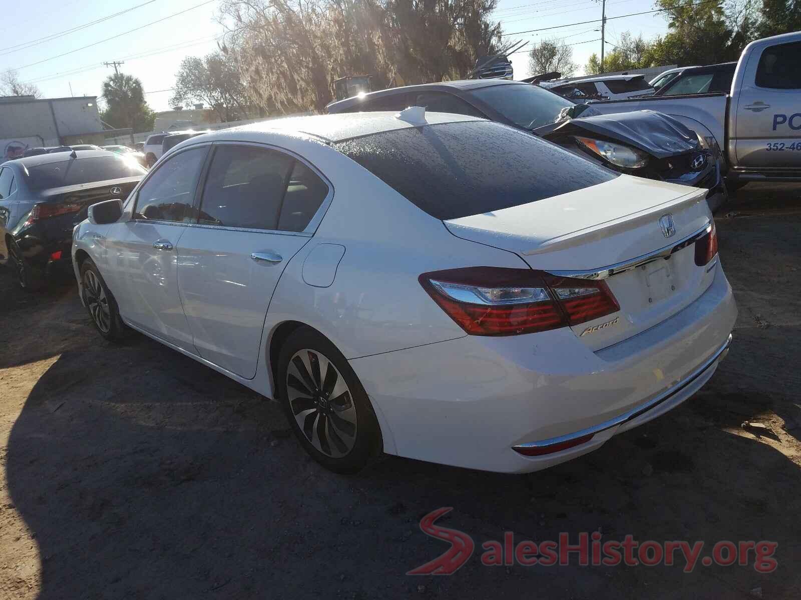 JHMCR6F57HC014401 2017 HONDA ACCORD