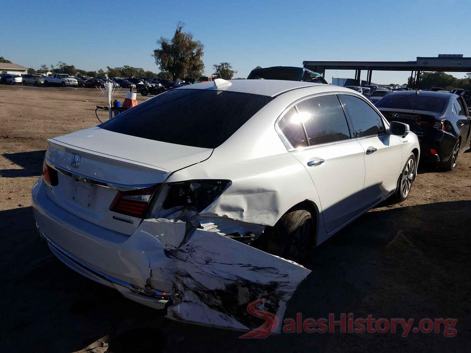 JHMCR6F57HC014401 2017 HONDA ACCORD