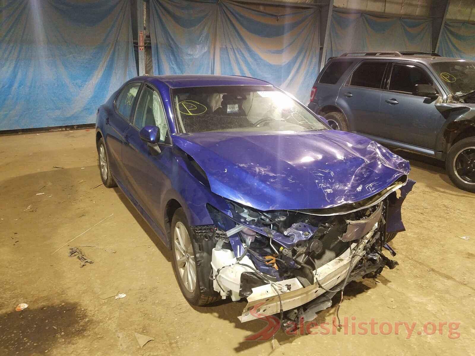 4T1B11HK3JU614483 2018 TOYOTA CAMRY