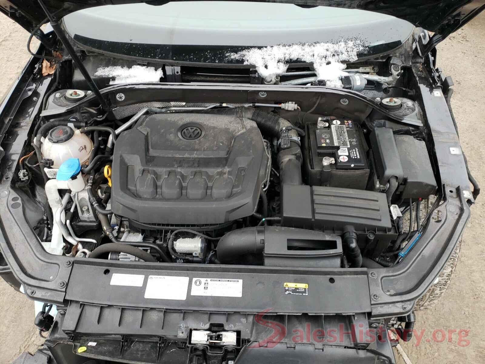 1VWAA7A39JC045762 2018 VOLKSWAGEN PASSAT