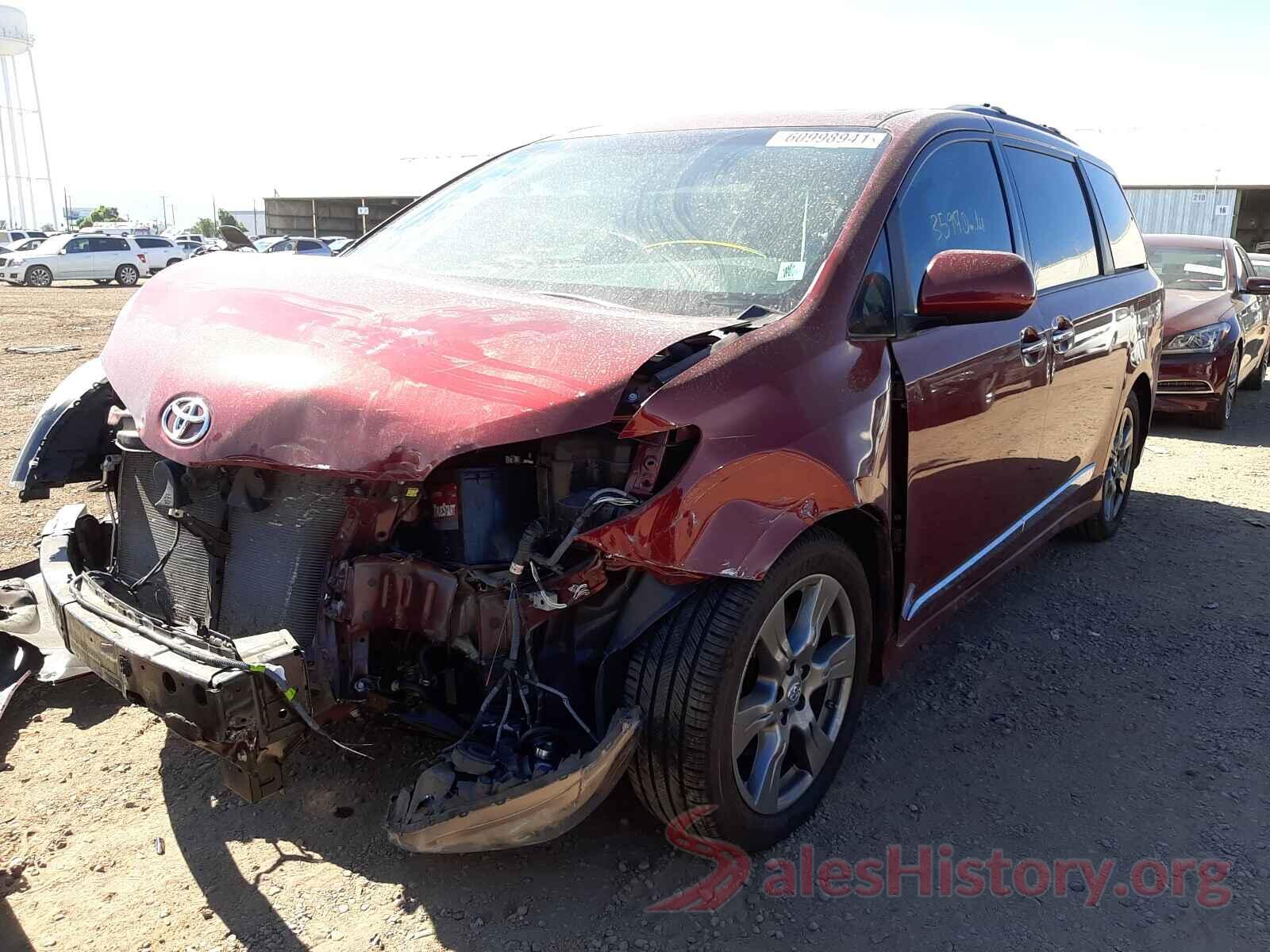 5TDXZ3DC1HS840288 2017 TOYOTA SIENNA