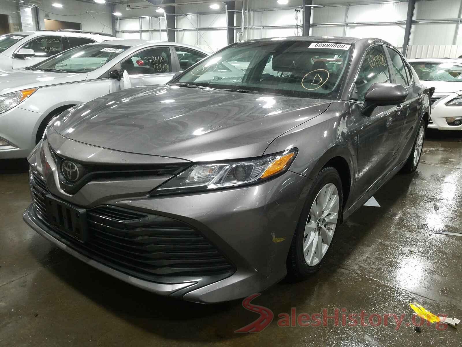 4T1B11HK9JU587015 2018 TOYOTA CAMRY