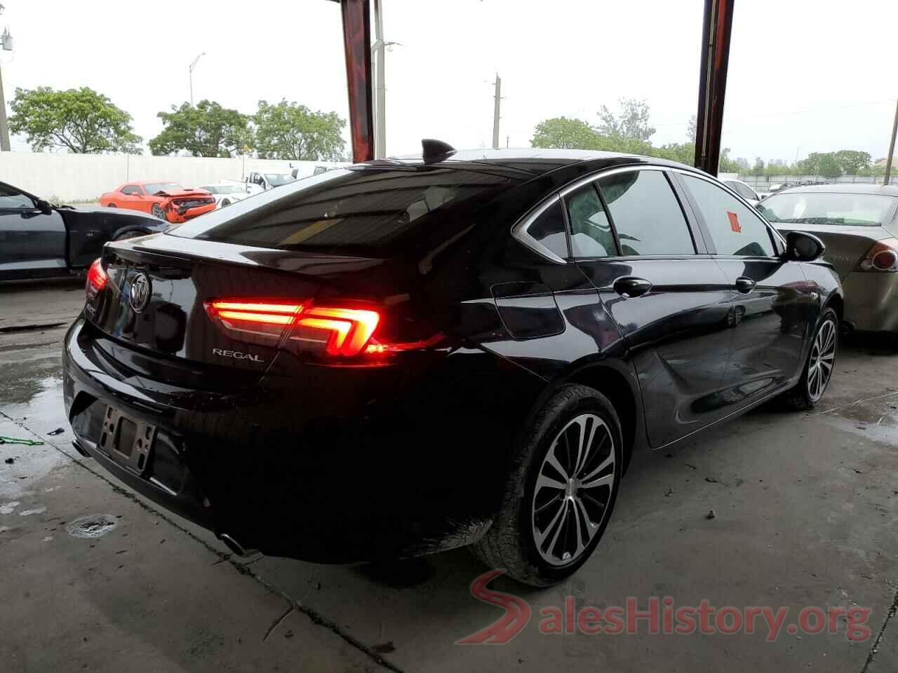 W04GL6SX9J1045141 2018 BUICK REGAL