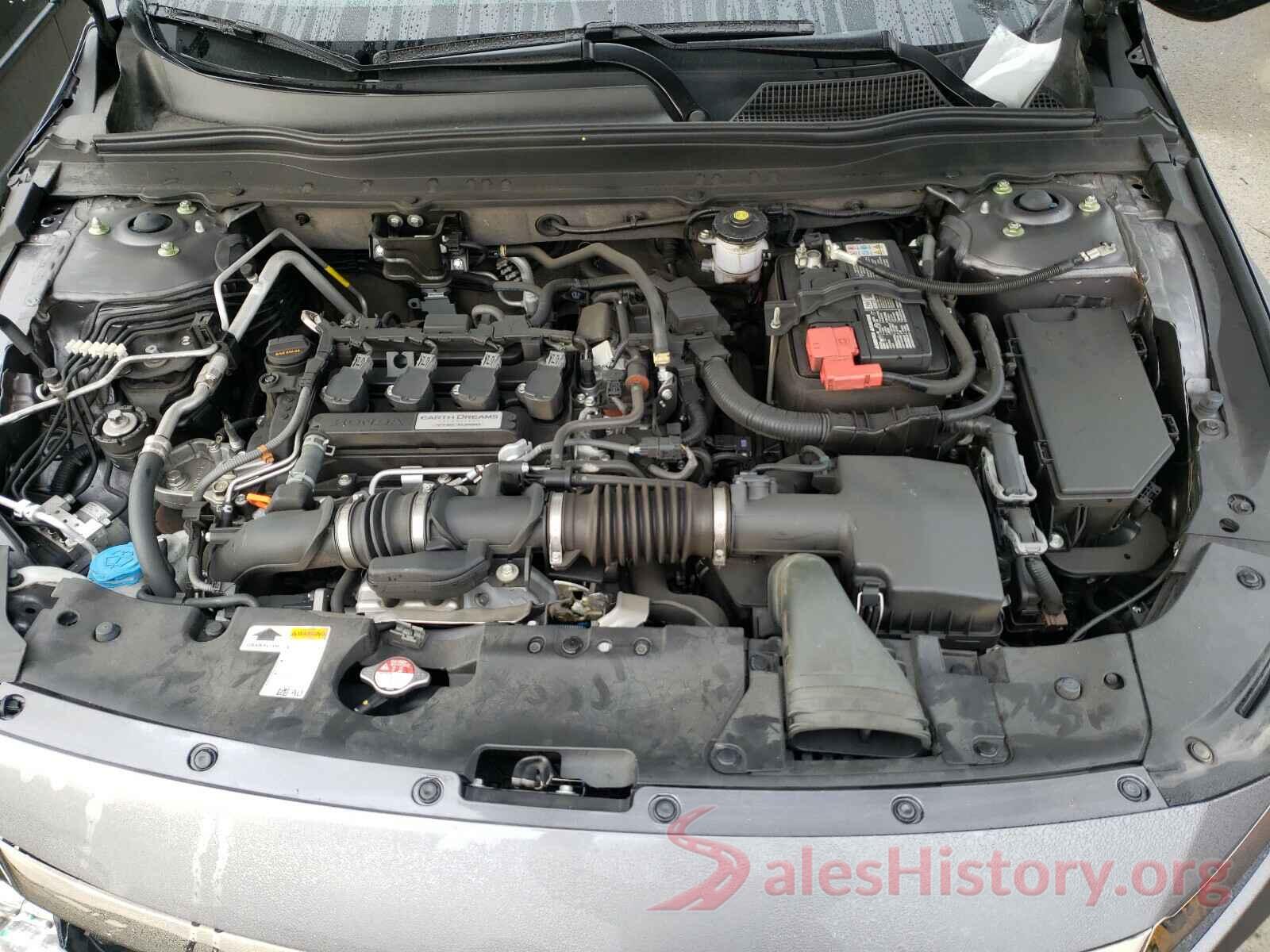 1HGCV1F3XJA122240 2018 HONDA ACCORD