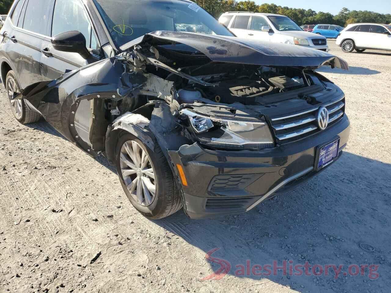 3VV1B7AX4JM074590 2018 VOLKSWAGEN TIGUAN