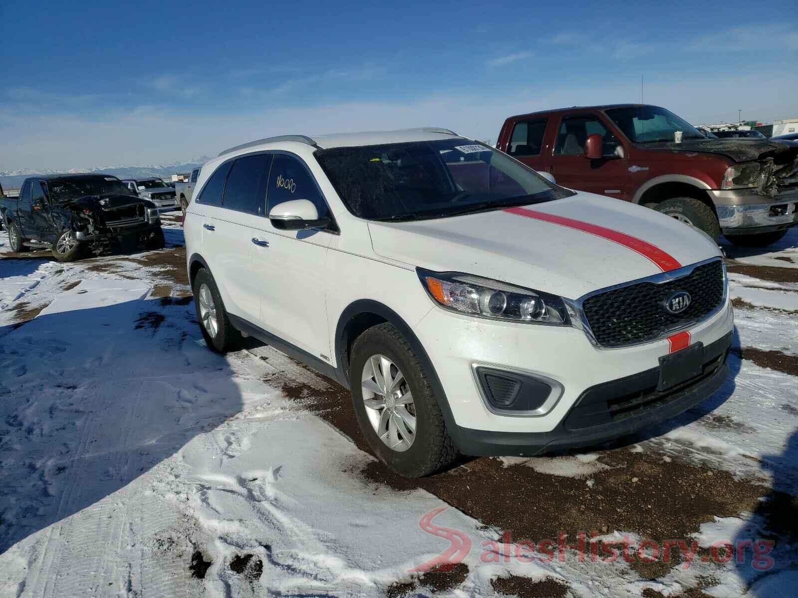 5XYPGDA32GG033564 2016 KIA SORENTO