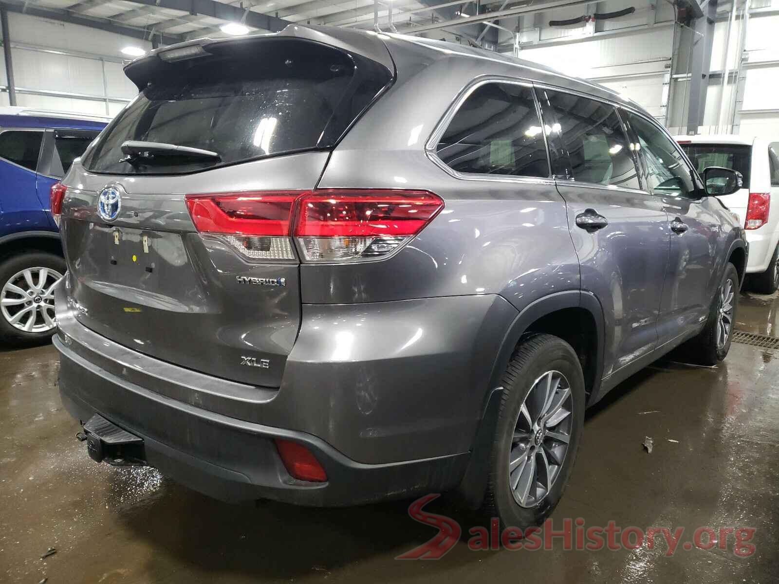 5TDJGRFHXJS052171 2018 TOYOTA HIGHLANDER