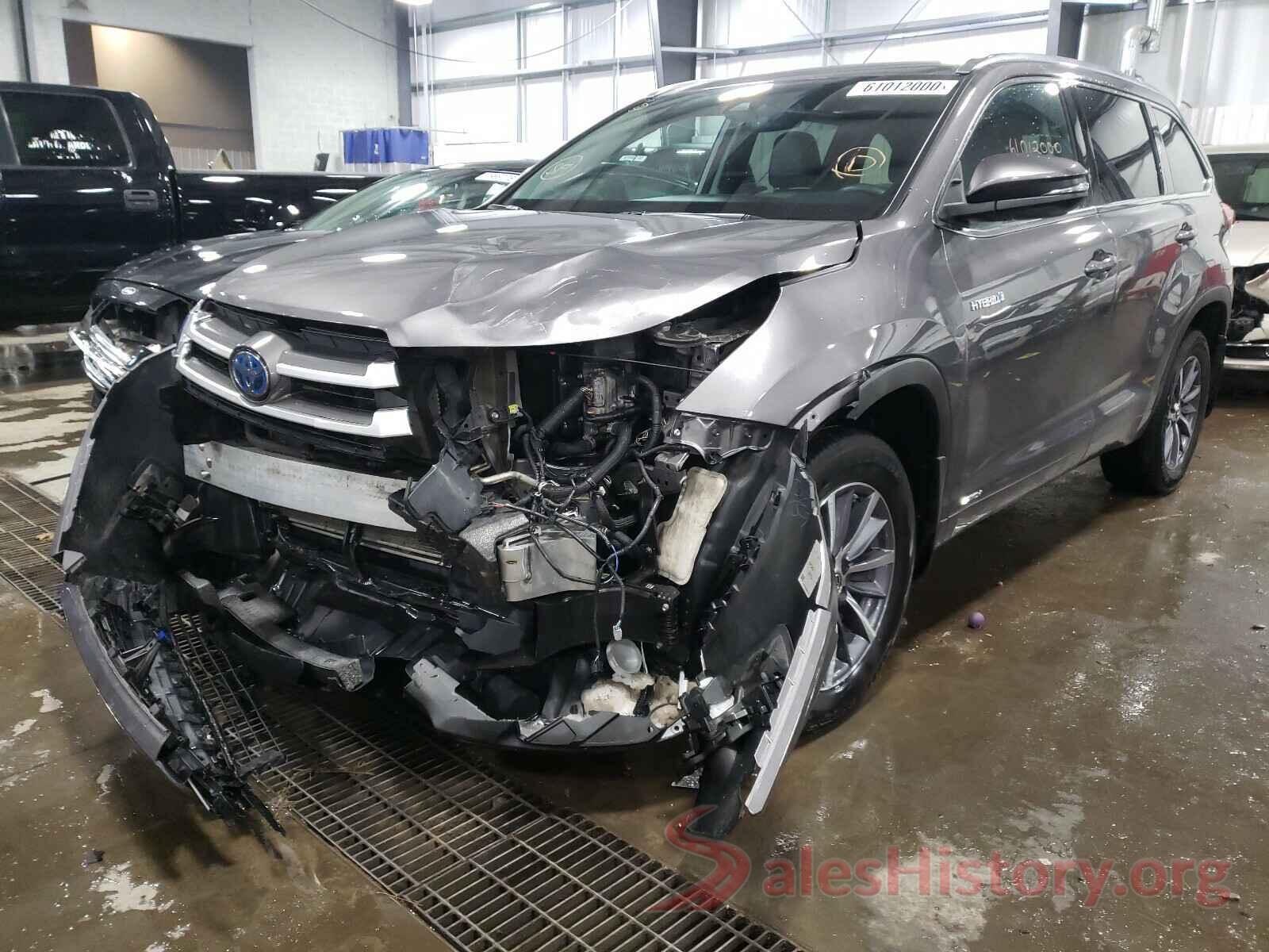 5TDJGRFHXJS052171 2018 TOYOTA HIGHLANDER