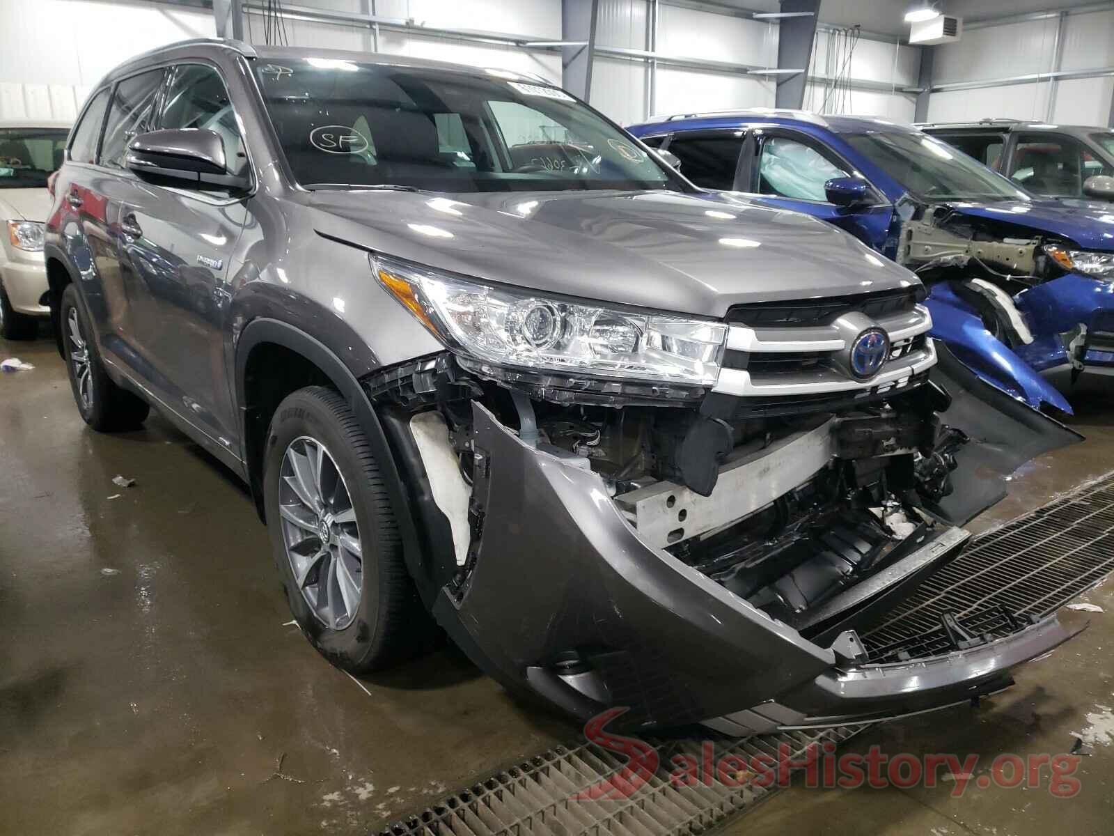 5TDJGRFHXJS052171 2018 TOYOTA HIGHLANDER