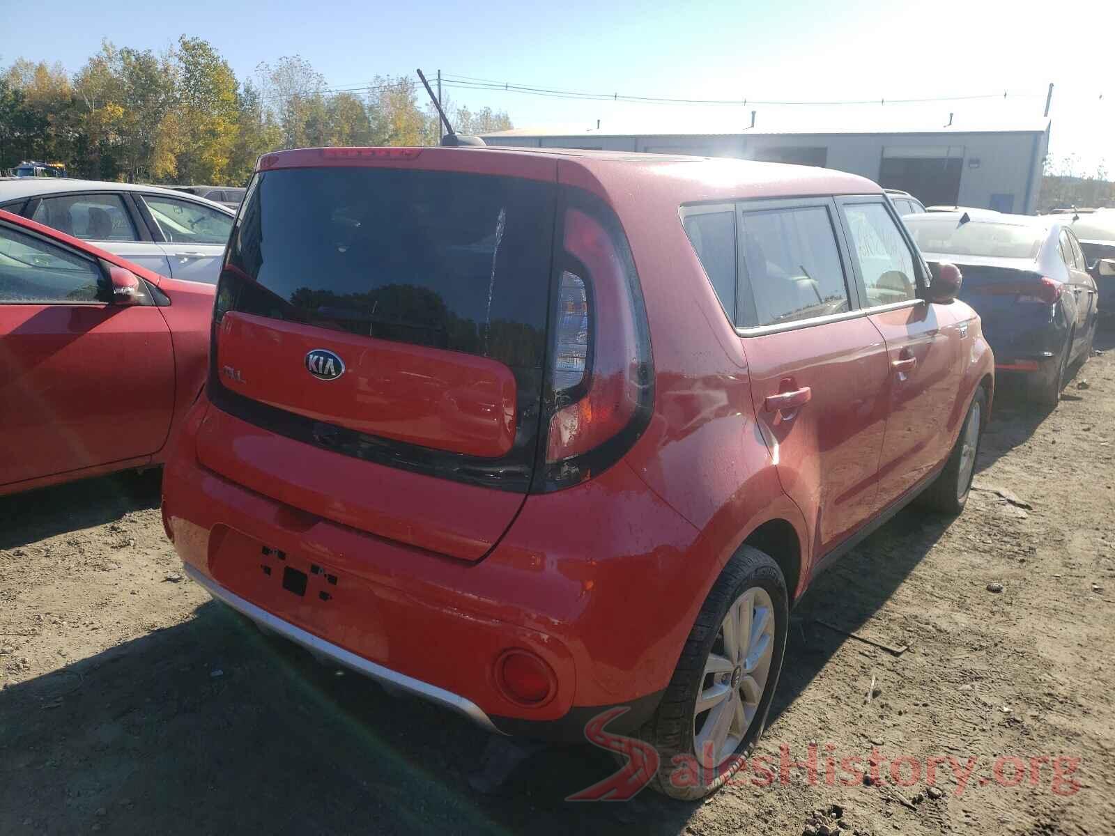 KNDJP3A55J7605054 2018 KIA SOUL