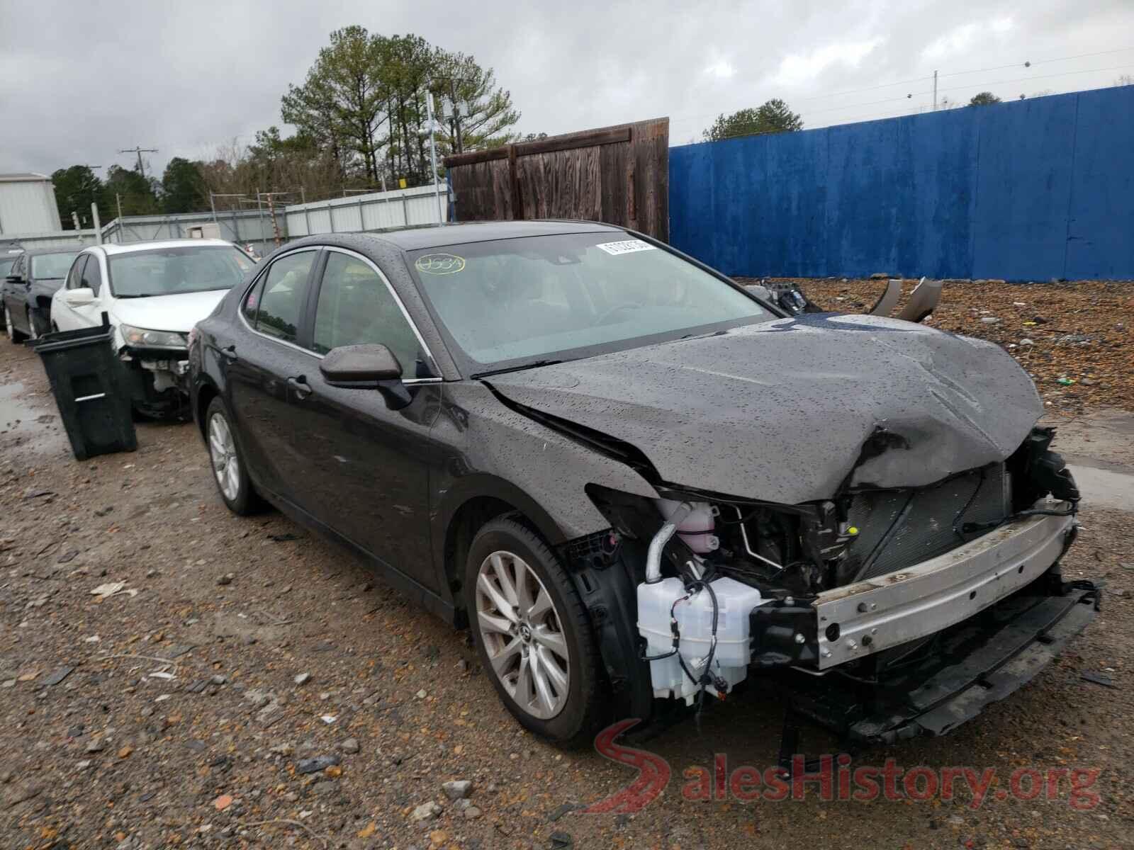 JTNB11HK1J3004751 2018 TOYOTA CAMRY