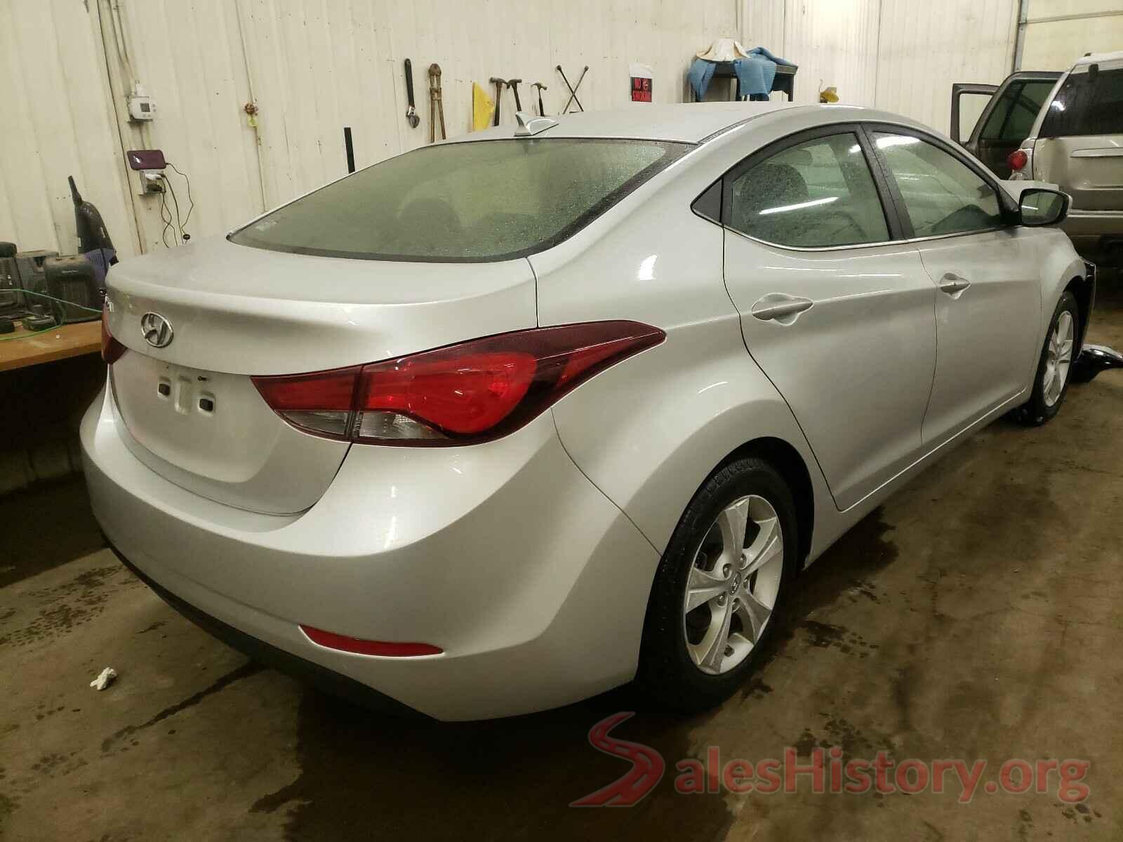 5NPDH4AE7GH733879 2016 HYUNDAI ELANTRA