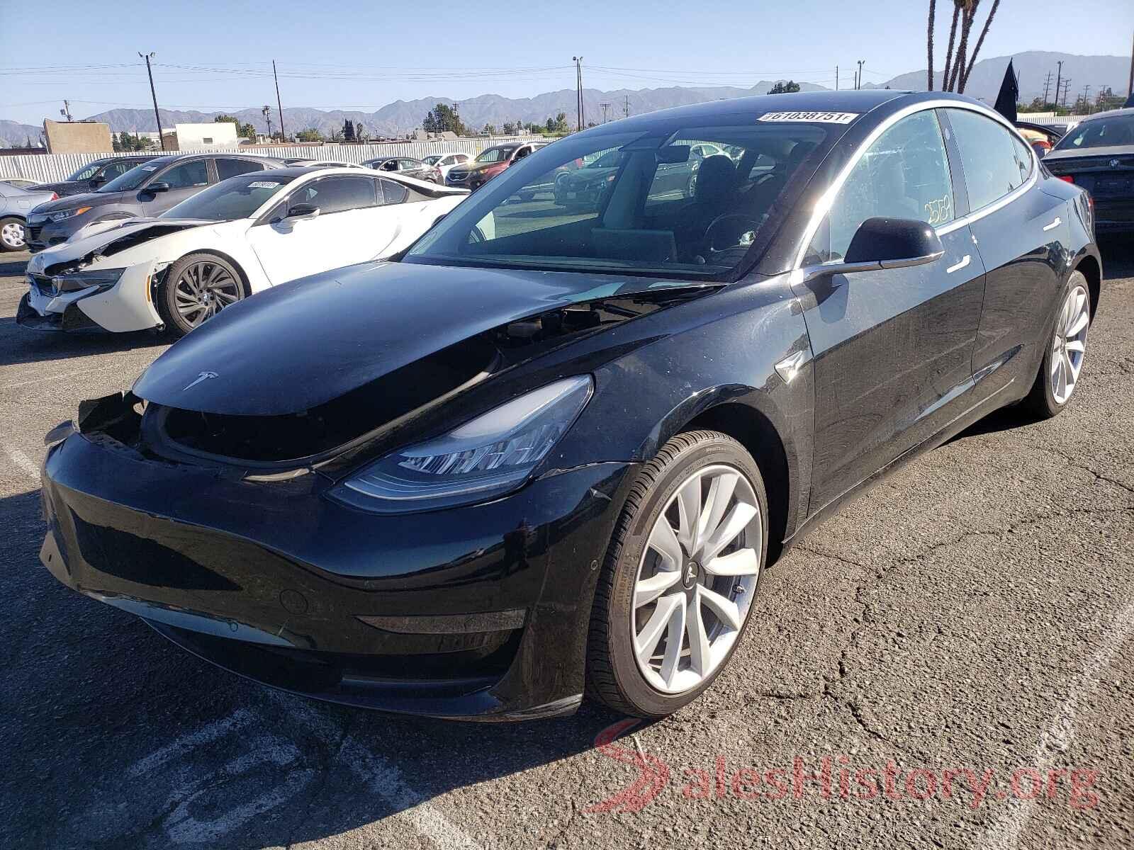 5YJ3E1EB8JF184704 2018 TESLA MODEL 3