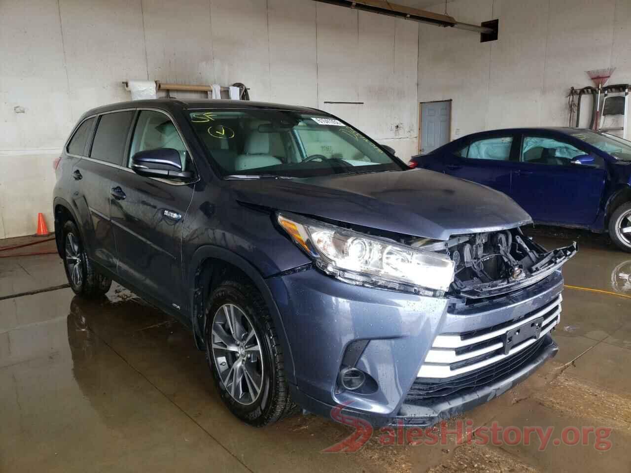 5TDBGRFH6JS039454 2018 TOYOTA HIGHLANDER