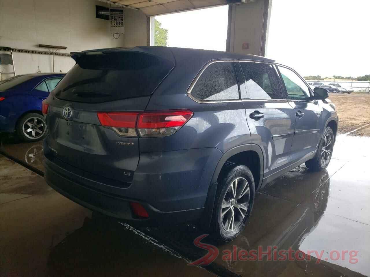 5TDBGRFH6JS039454 2018 TOYOTA HIGHLANDER