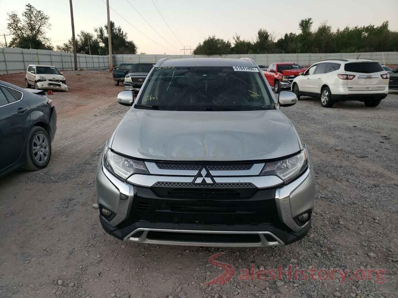 JA4AD3A3XKZ027623 2019 MITSUBISHI OUTLANDER