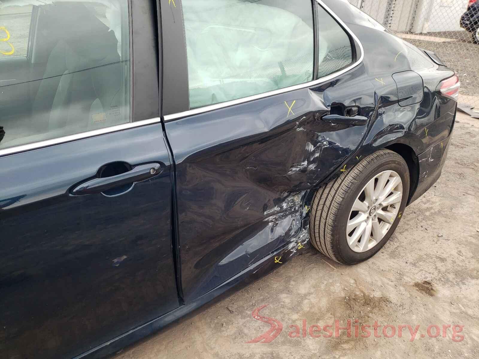 4T1B11HK1JU627345 2018 TOYOTA CAMRY