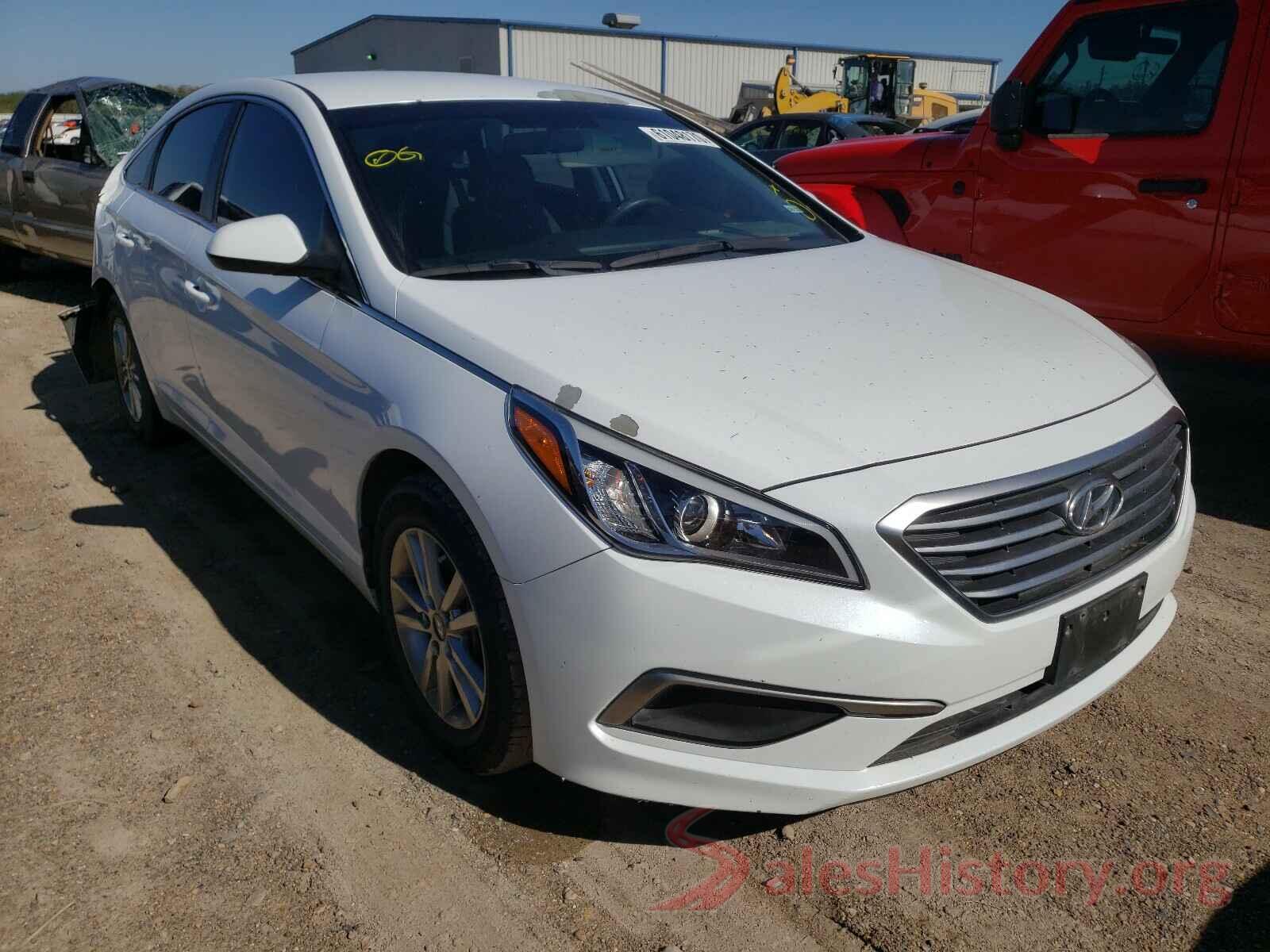 5NPE24AF2HH520774 2017 HYUNDAI SONATA