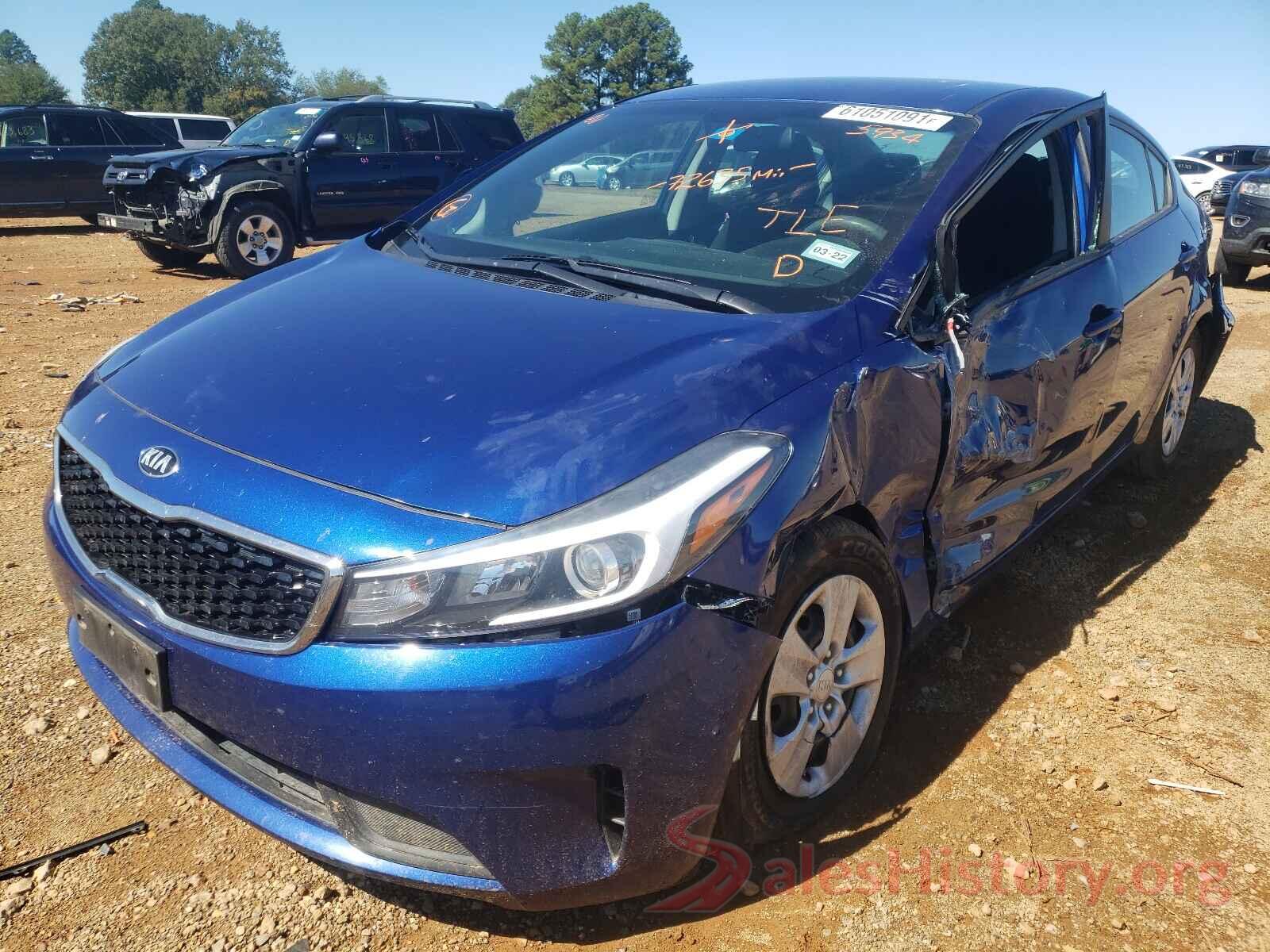 3KPFK4A7XHE065934 2017 KIA FORTE