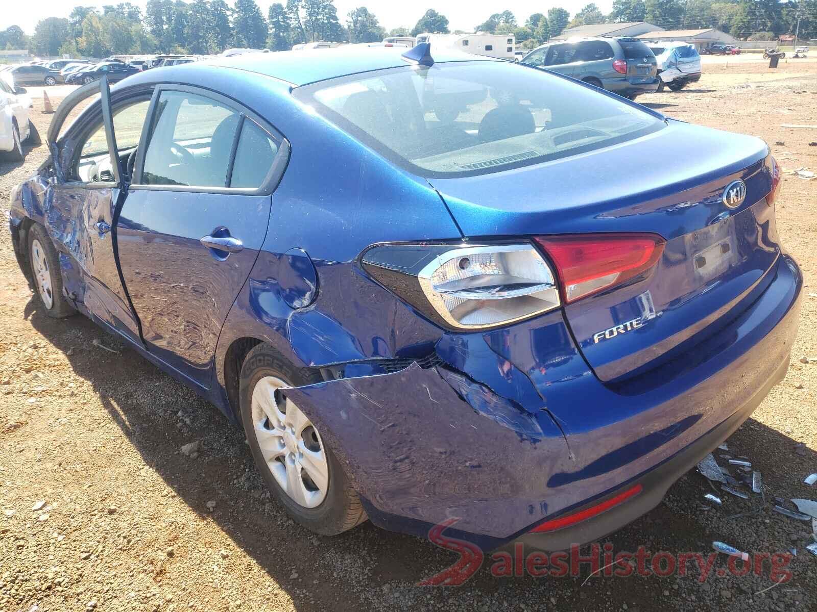 3KPFK4A7XHE065934 2017 KIA FORTE