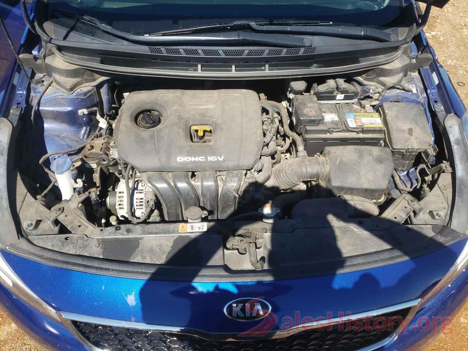 3KPFK4A7XHE065934 2017 KIA FORTE