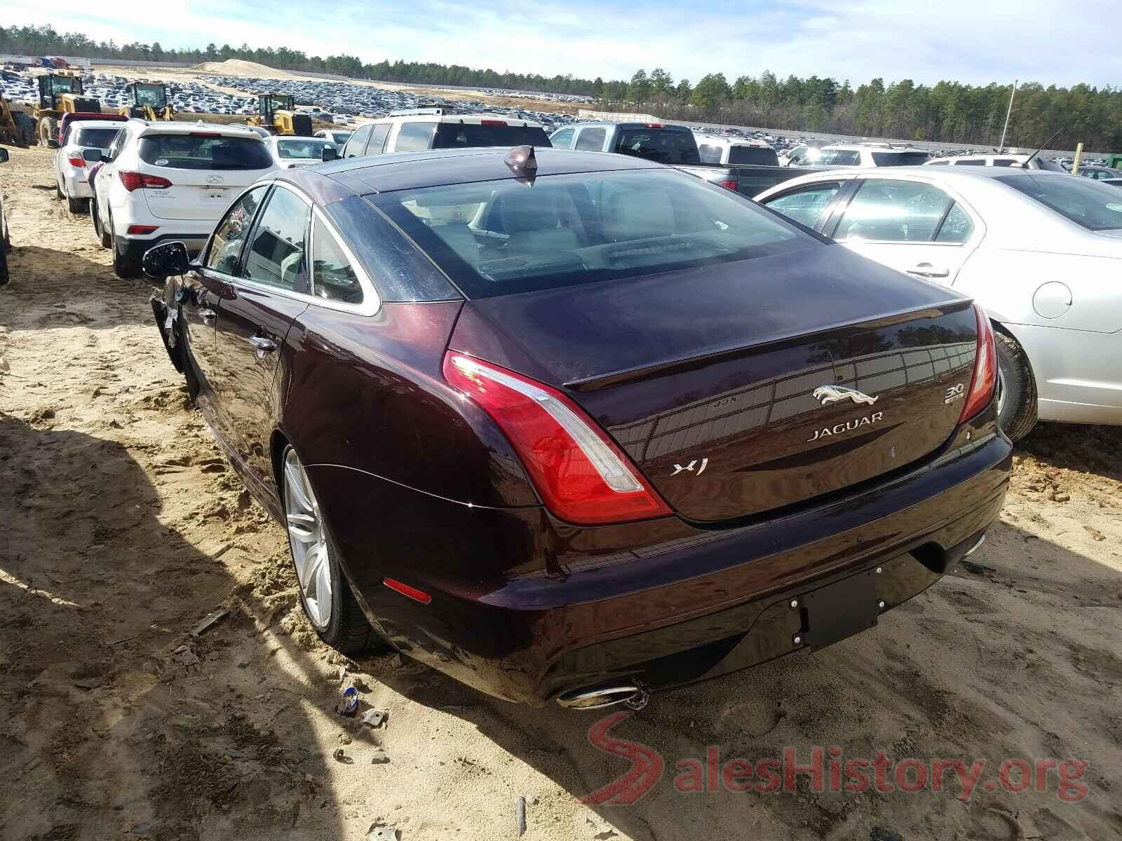 SAJWJ1CD8K8W20161 2019 JAGUAR XJ