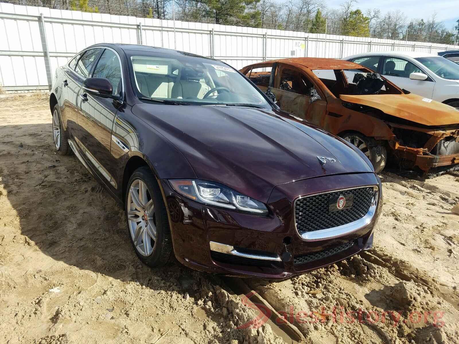 SAJWJ1CD8K8W20161 2019 JAGUAR XJ