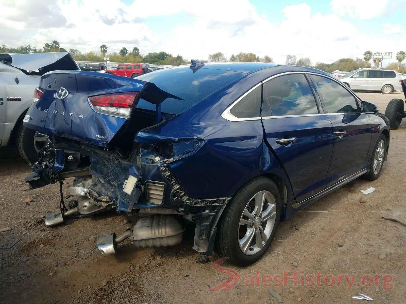 5NPE34AF2JH709668 2018 HYUNDAI SONATA