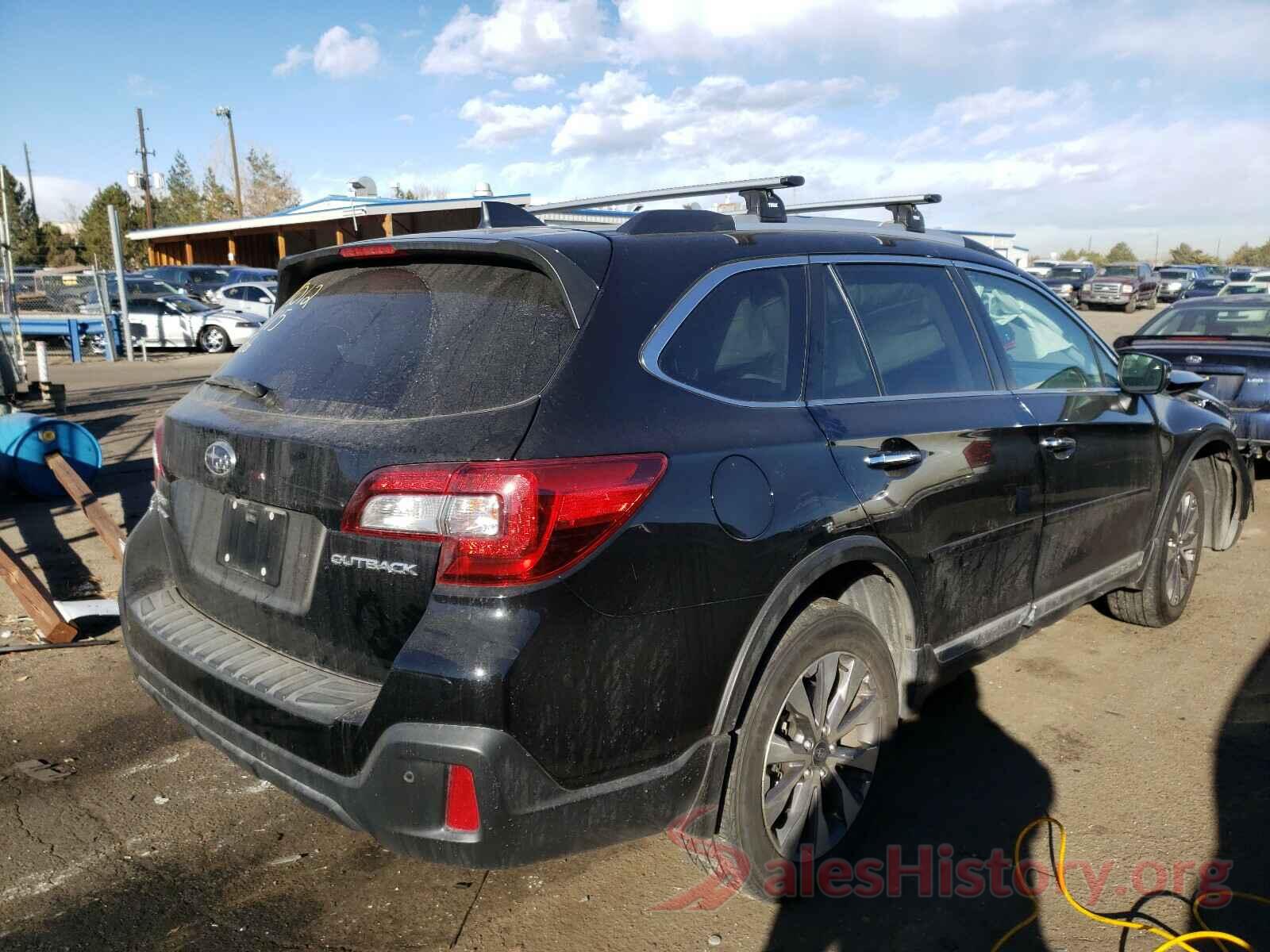 4S4BSATC3J3230562 2018 SUBARU OUTBACK