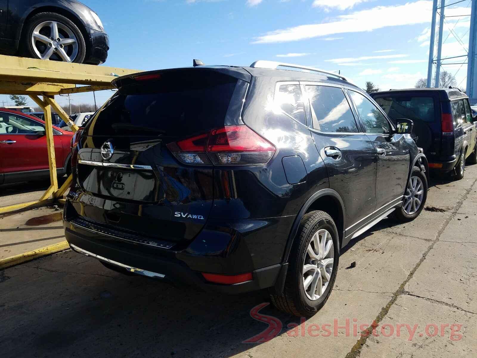 KNMAT2MV1JP598833 2018 NISSAN ROGUE