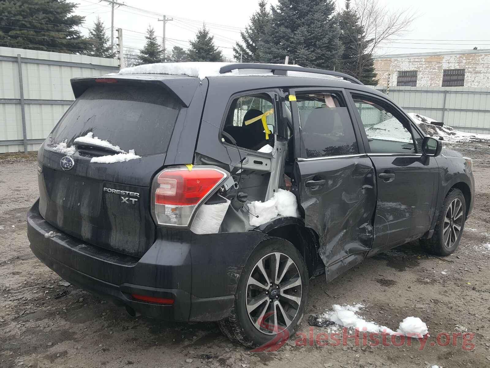 JF2SJGEC4JH422794 2018 SUBARU FORESTER