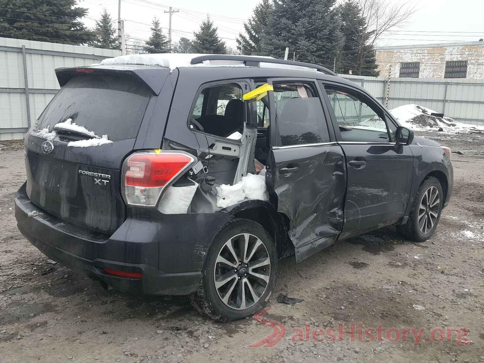 JF2SJGEC4JH422794 2018 SUBARU FORESTER