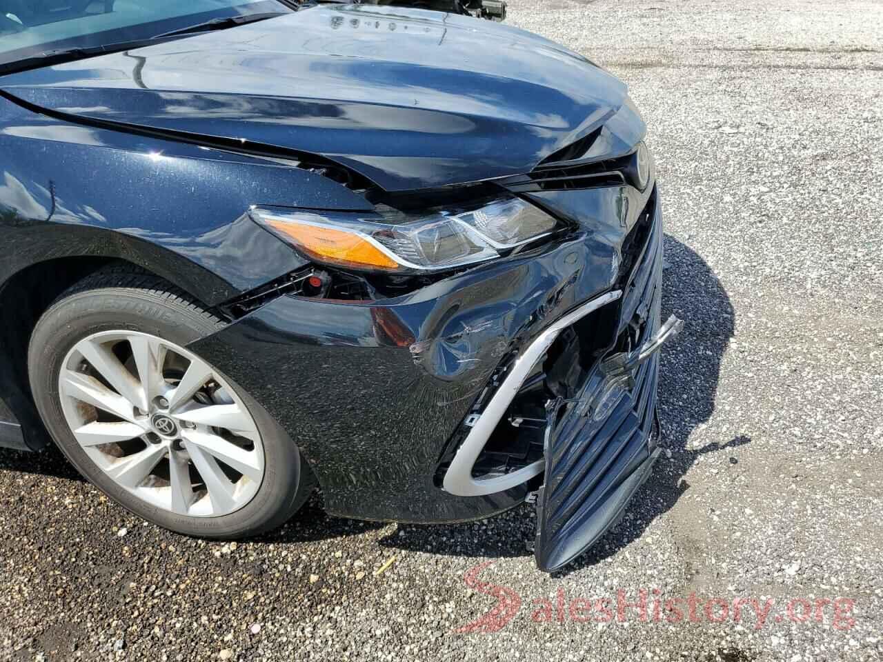 4T1C11AK2MU614770 2021 TOYOTA CAMRY