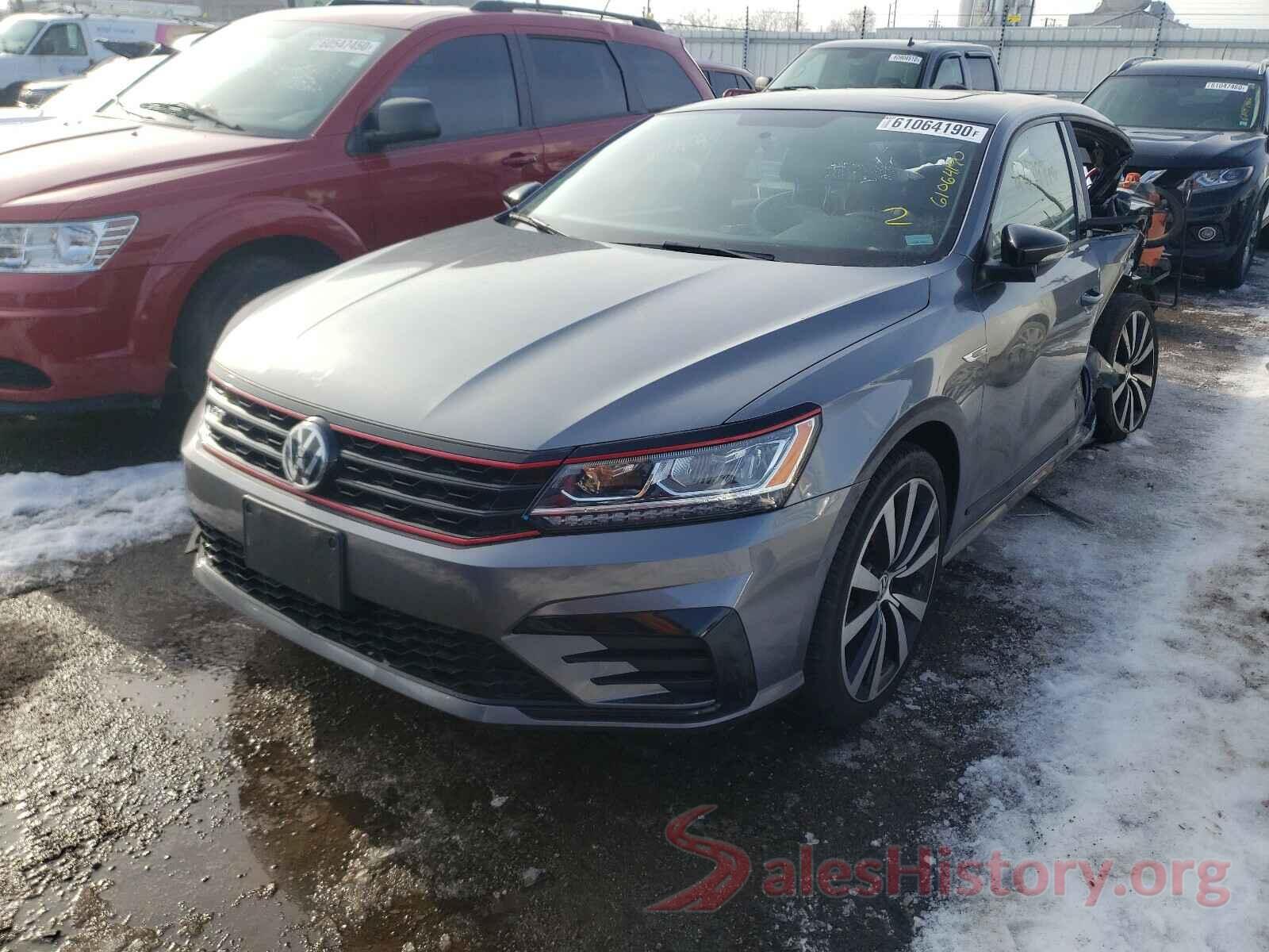 1VWJM7A38JC049230 2018 VOLKSWAGEN PASSAT