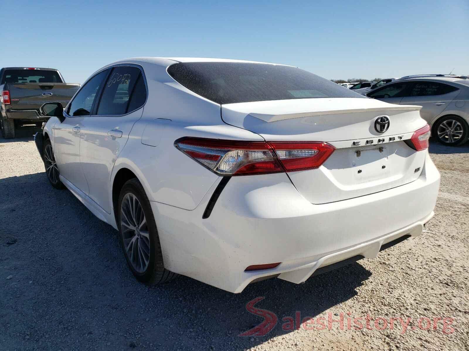 4T1B11HK8JU070045 2018 TOYOTA CAMRY