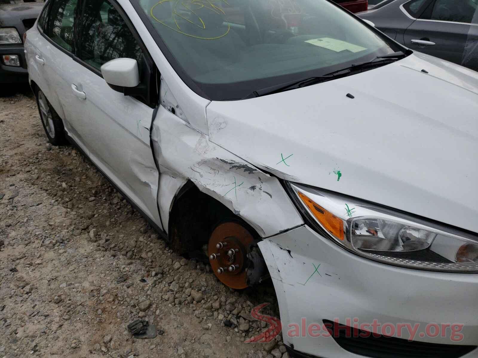 1FADP3F23JL307319 2018 FORD FOCUS