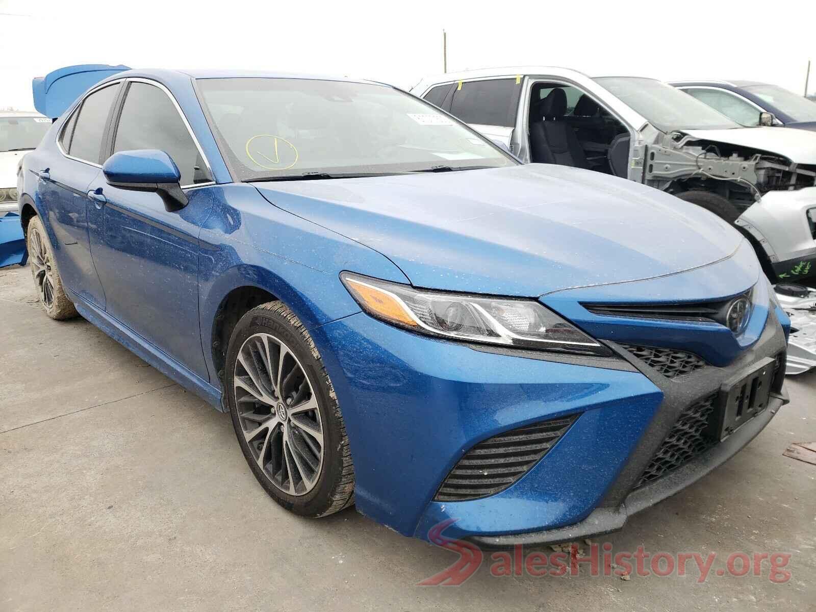 4T1B11HK3JU142222 2018 TOYOTA CAMRY