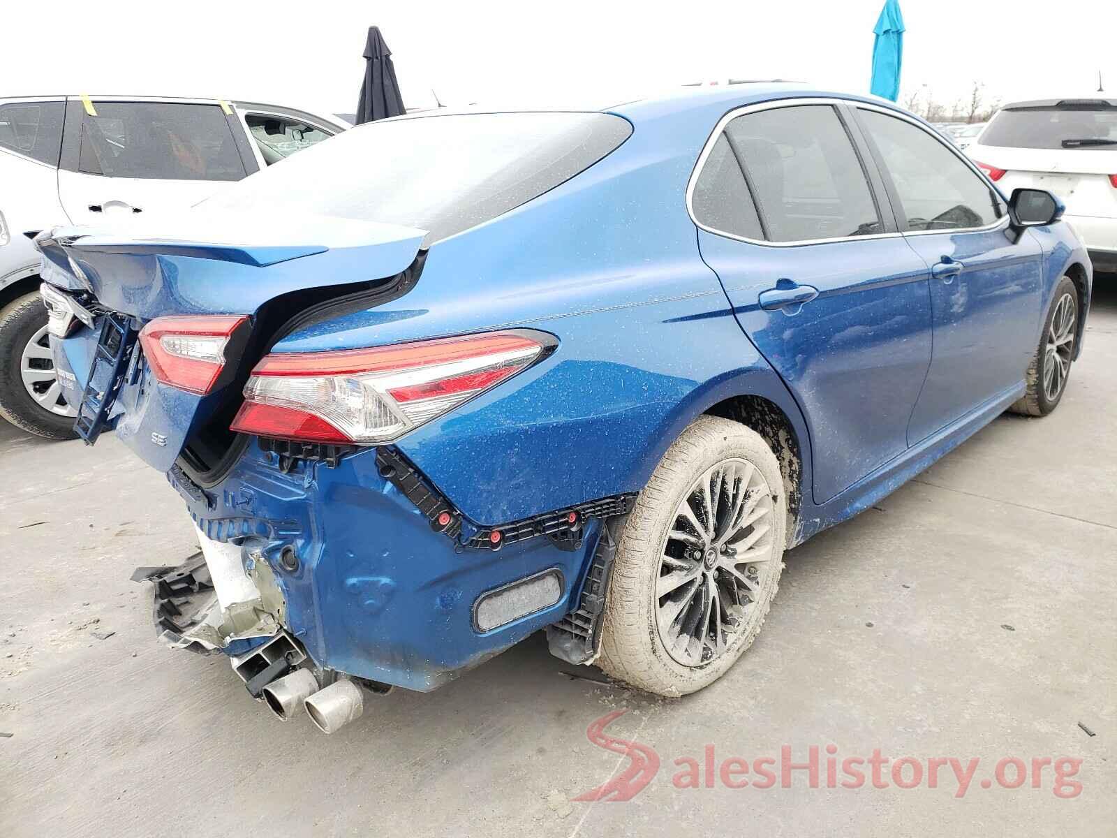 4T1B11HK3JU142222 2018 TOYOTA CAMRY