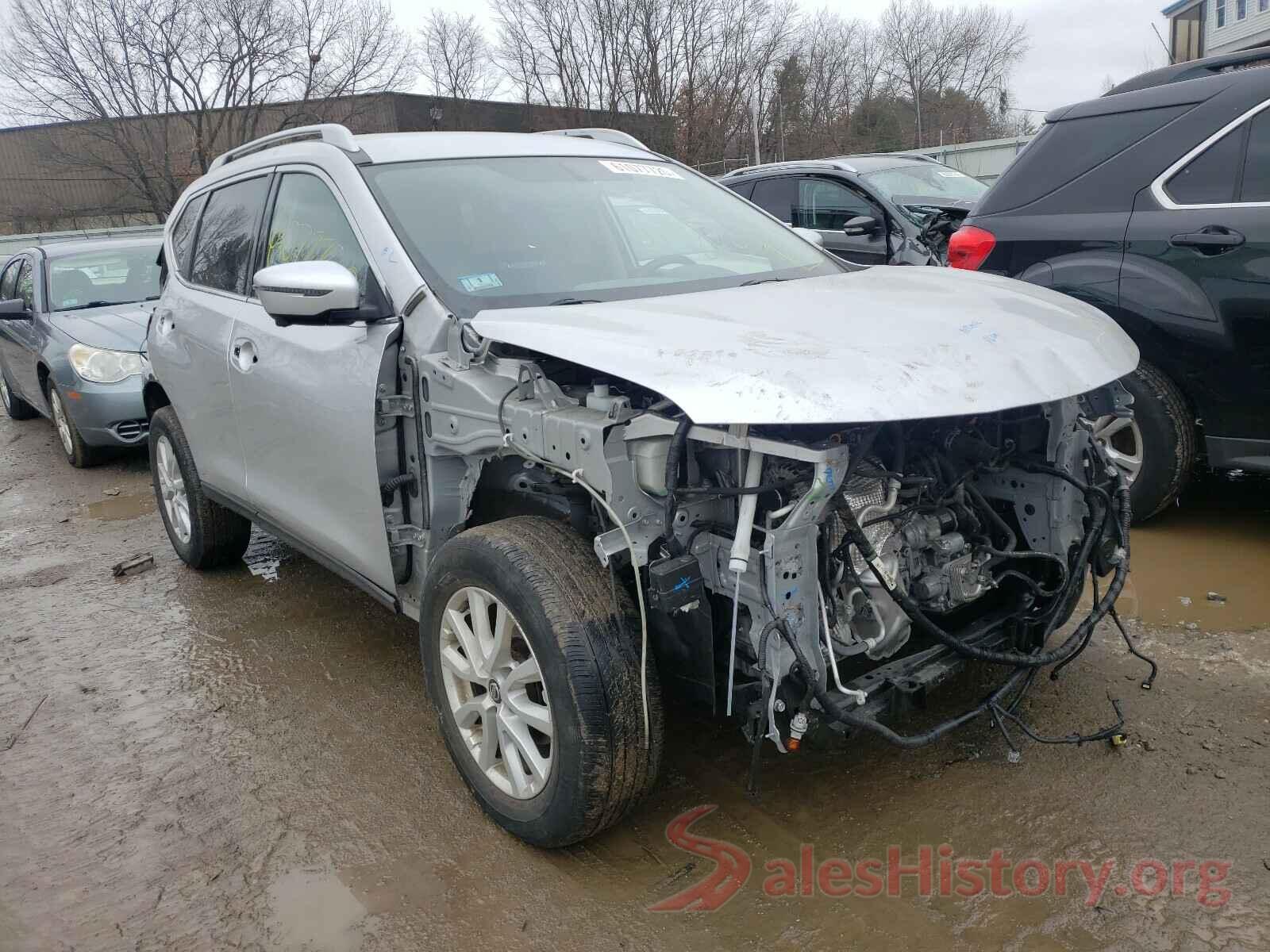 JN8AT2MV2JW348298 2018 NISSAN ROGUE