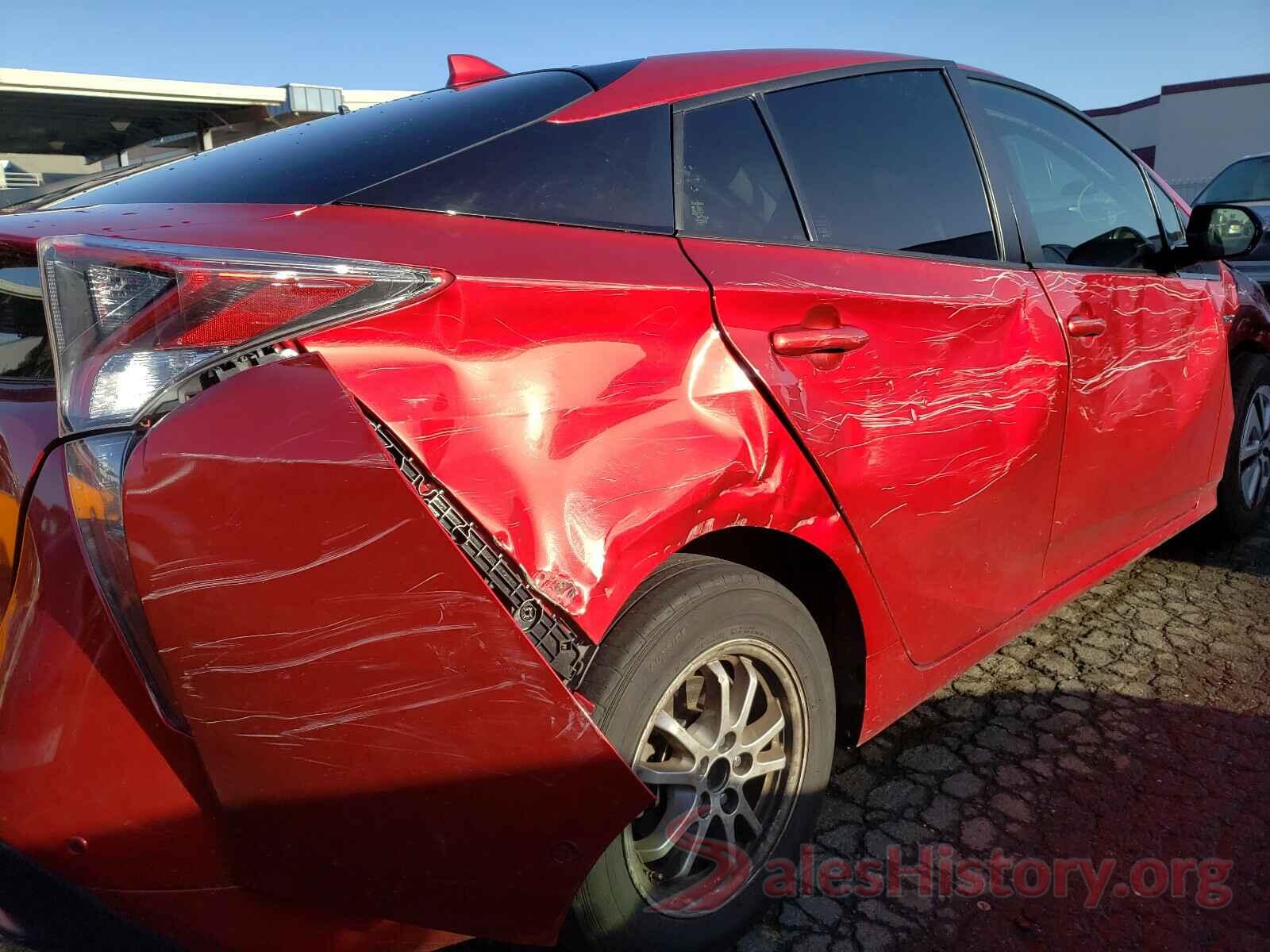 JTDKBRFUXJ3580911 2018 TOYOTA PRIUS