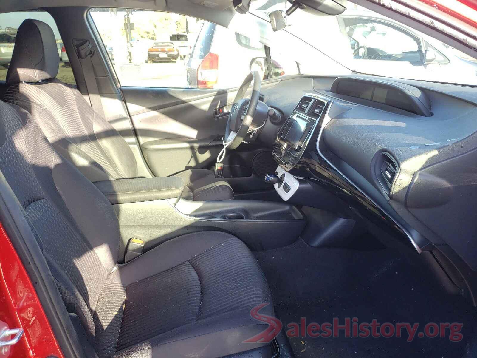 JTDKBRFUXJ3580911 2018 TOYOTA PRIUS